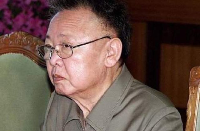 Liderului nord-coreean Kim Jong-Il ii place sa manance pestii cat inca misca