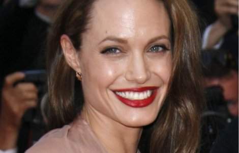 Angelina Jolie a detronat-o pe Oprah