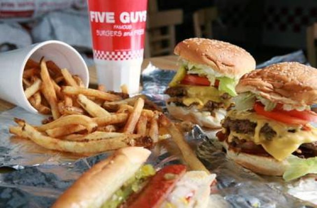 Topul hamburgerilor in SUA: Burger King si McDonald`s se afla la coada