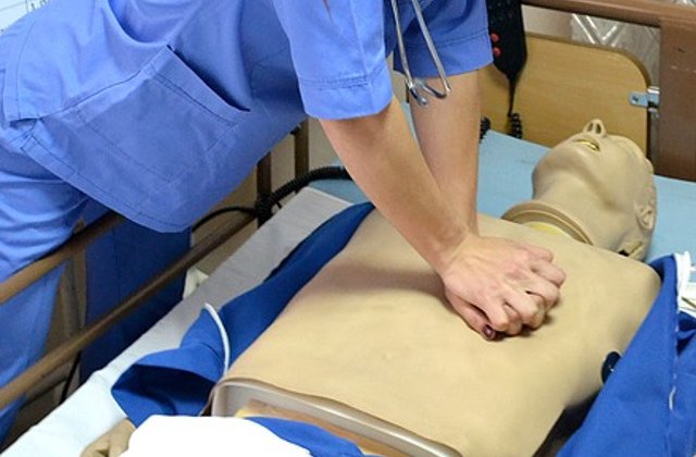 Facultatea de Medicina din Cluj-Napoca primeste acreditarea internationala pentru calitatea educatiei