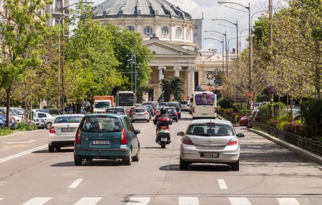 Dacia: "Prioritatile noastre sunt infrastructura si lupta impotriva invaziei de masini second-hand in Romania"
