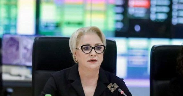 Dancila: Presedintele nostru, inalt ca bradul, dar lenes, incearca sa ne convinga dupa 5 ani ca mai merita un vot