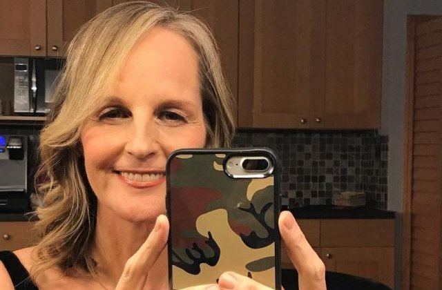 Actrita Helen Hunt, transportata de urgenta la spital dupa ce a fost implicata intr-un accident grav de masina