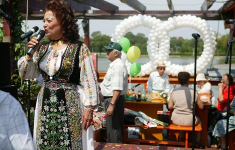 Dupa ce a spus ca o batea si o insela, Maria Ciobanu ne cere 'sa respectam memoria lui Ion Dolanescu'