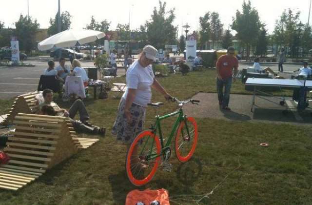 PARK(ing) Day 2012 - Manifest pentru un Bucuresti mai verde