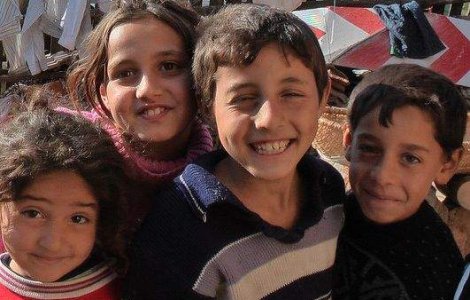 Ambasadorul Frantei: Scoala, munca si locuinta. Vitale pentru incluziunea romilor