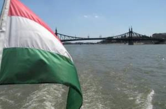 Presedintele PCM propune formarea unui "super-partid" al maghiarilor