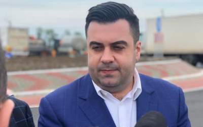 Expert in aviatie: Ministrul...