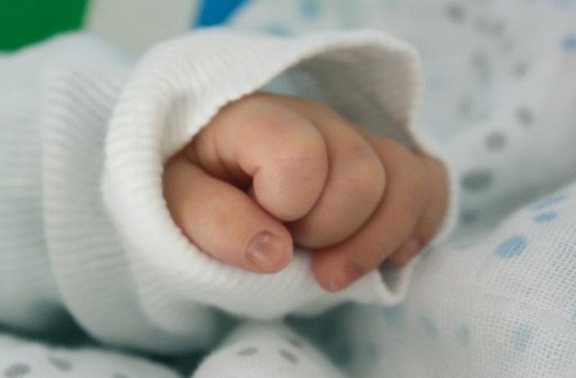 Femeia banuita ca si-ar fi ucis copilul nou-nascut a fost retinuta