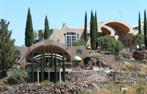 Arcosanti, un oras experimental