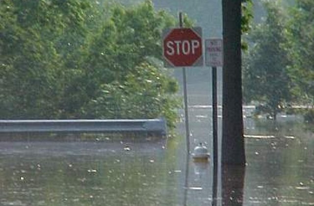 Inundatii in India: Peste 20 de morti