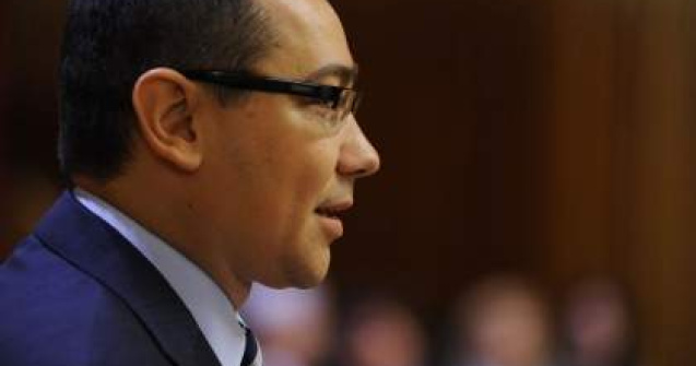 Ponta promite: Angajatii Oltchim isi vor primi in continuare salariile