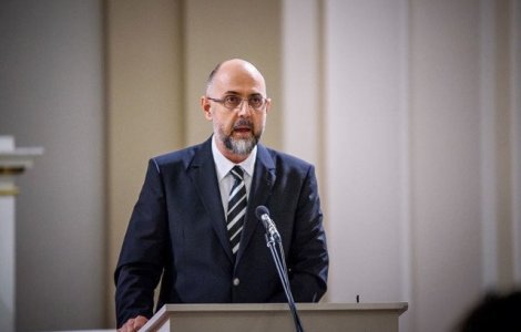 Hunor: Au impins intentionat motiunea de cenzura cat mai aproape de campania electorala