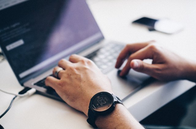 Studiu: 77% dintre romani cred ca IT-ul va fi cel mai cautat domeniu in viitor