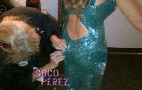 Accident vestimentar de proportii la premiile Emmy. Cine este actrita ghinionista?