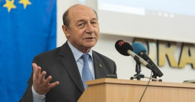 Basescu: E nedrept si jenant sa vezi Bulgaria, unde inca se impusca ziaristi si se omoara oameni de afaceri, ca i se ridica MCV-ul si in Romania nu