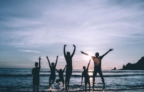 Ce gadgeturi trebuie sa folosesti pentru cele mai frumoase amintiri din vacante