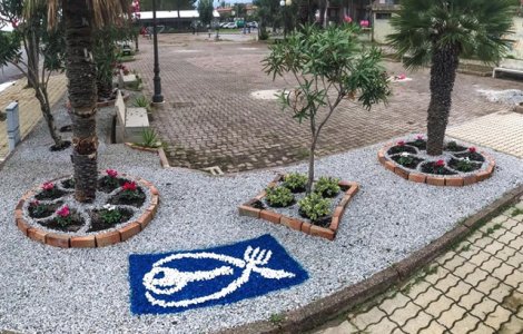 Un roman somer, laudat de primarie, dupa ce a amenajat spatiile verzi din orasul italian in care locuieste/ FOTO