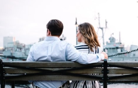  Top  10+ lucruri pe care sa nu le faci in timpul unei conversatii