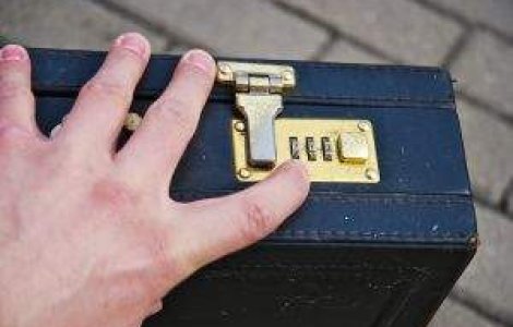 La cine s-a dus Diaconescu sa ceara bani pentru Oltchim?