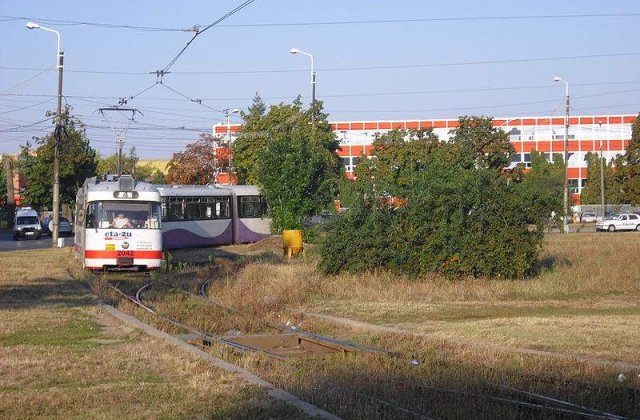 Ziua accidentelor: Trei raniti in urma ciocnirii a doua tramvaie in Arad