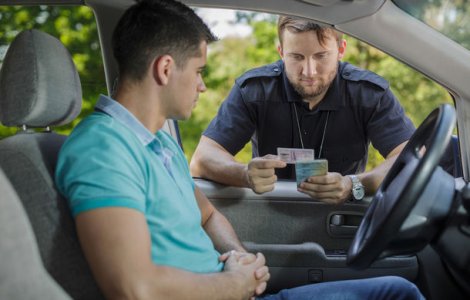 Microsoft a dezvoltat un software care inlocuieste politistul la examenele pentru permisul auto