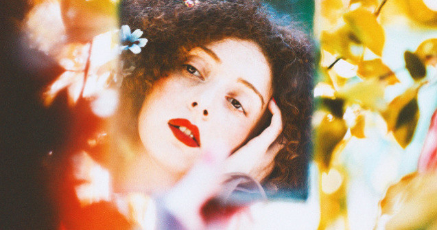 Studiu: Narcisistii sunt mai putin predispusi la stres si la depresie