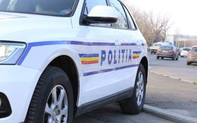 Cine este politistul acuzat...