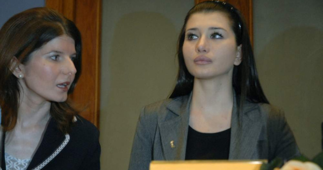 Elena Basescu: Cei care pana acum isi puneau mintea cu un Basescu, acum trebuie sa si-o puna cu doi