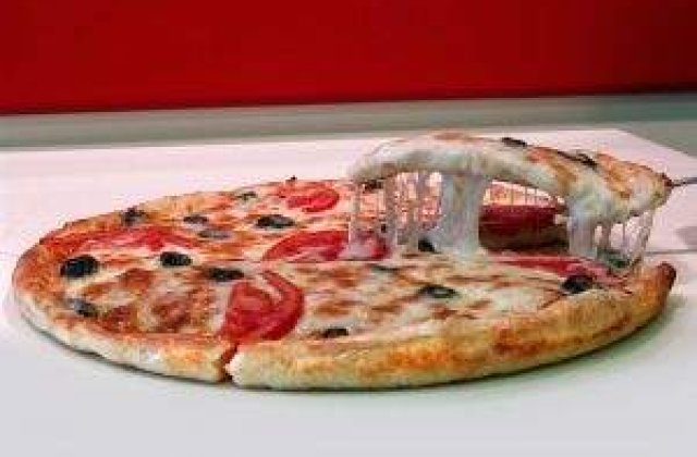 Americanii fac pizza ...interzisa minorilor