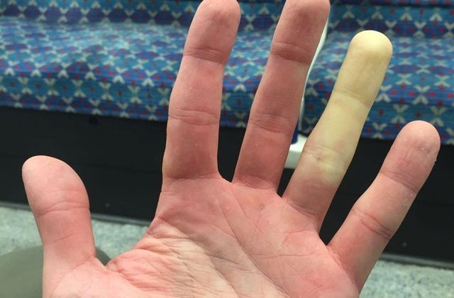 Este incredibil ce pot face: 10+ oameni obisnuiti care au abilitati total neobisnuite