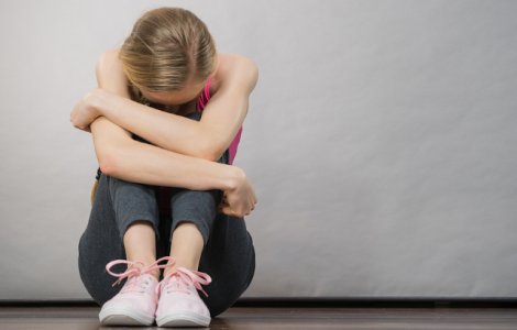 O adolescenta de 15 ani si-a omorat fratele vitreg, apoi a fugit de la locul faptei