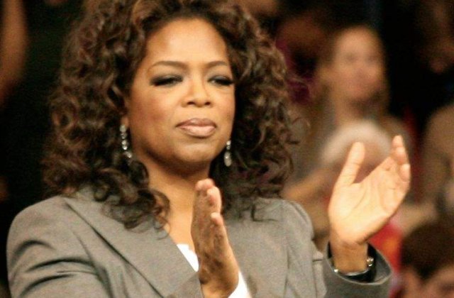 Oprah ramane cea mai bogata femeie de la Hollywood