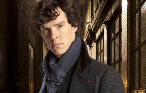 Benedict Cumberbatch ar putea sa-l joace pe Julian Assange