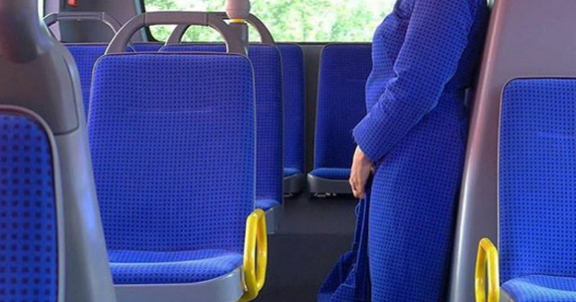  Top  10+ fotografii care surprind intamplari bizare si amuzante din mijloacele de transport in comun