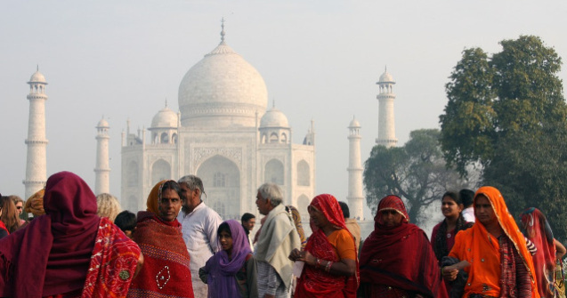 India: Doi tineri casatoriti au fost ucisi cu pietre pentru ca proveneau din caste diferite