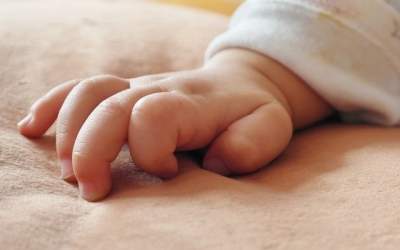 Un nou-nascut a fost gasit...