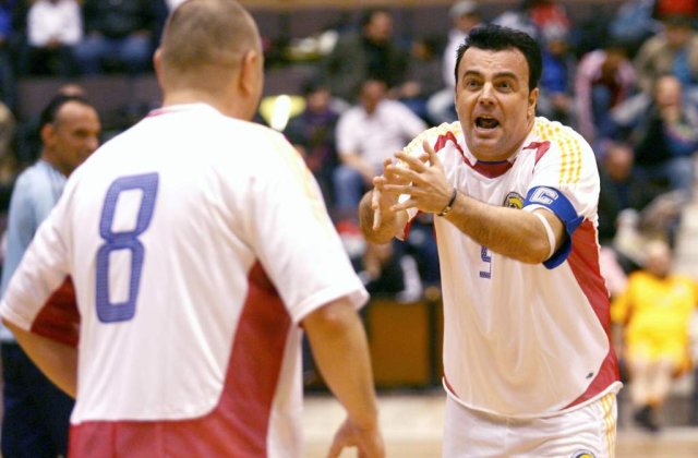 Adrian Enache divorteaza