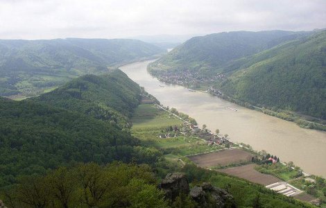 Problemele de pe Dunare afecteaza planurile de dezvoltare ale UE