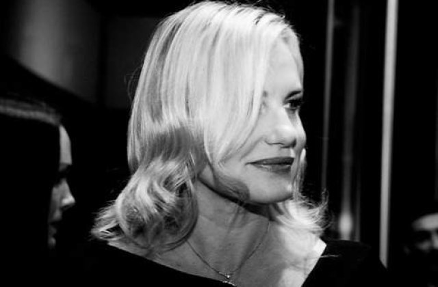 Actrita Daryl Hannah, arestata in timpul unui protest ecologist