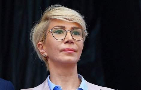 Turcan: Doua persoane trebuie sa aiba subiecte comune pentru o dezbatere. Doamna Dancila este incompetenta