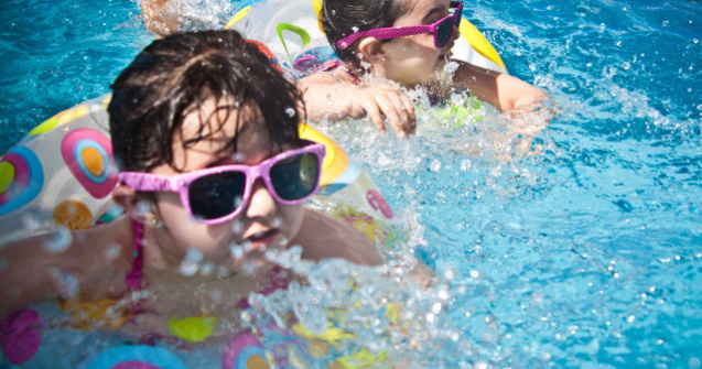 Black Friday 2019 la Acvatic Bebe Club: Reduceri de 30% la abonamente cu lectii de educatie acvatica