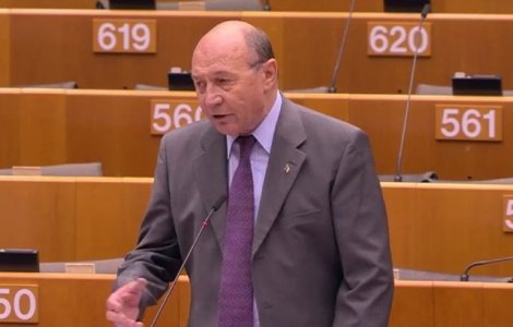 Basescu: Iohannis nu are practic adversar, dar pentru consolidarea imaginii de politician ii prindea foarte bine o demonstratie publica