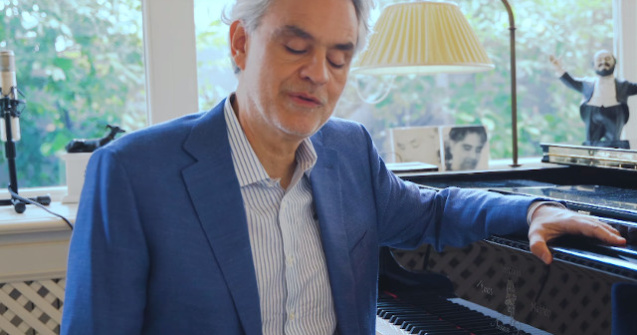 Andrea Bocelli a lansat impreuna cu UNESCO programul ''Voices of the World'' pentru ajutarea copiilor afectati de razboaie
