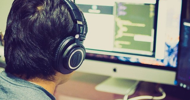 Black Friday PC Garage - monitoare ieftine pentru PC-ul tau