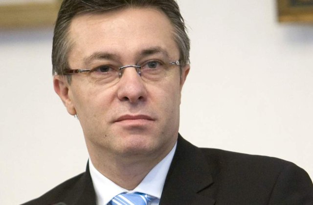Diaconescu: Romania il sustine la sefia CE pe Barroso,desi nu a facut prea multe pentru Romania