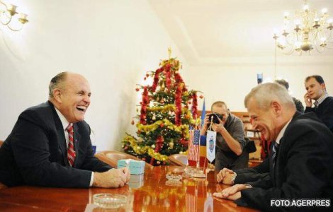 Un imprumut dat de Oprescu unei firme dispare din declaratia sa de avere