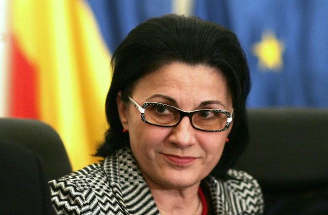 Ministrul Educatiei: Logica si sportul nu vor fi scoase din programa scolara