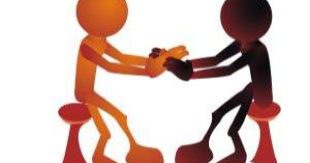 Scandal in Oltenia: Primarul Craiovei cere Guvernului demiterea prefectului de Dolj