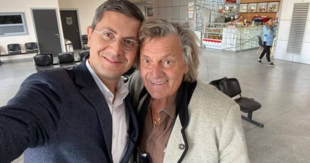 Dan Barna s-a intalnit cu Florin Piersic in Aeroportul Cluj-Napoca